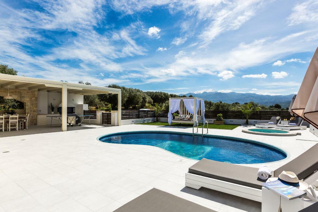 Caramel Villa, With 40M2 Pool & Spa Whirlpool, By Thinkvilla Panormos  ภายนอก รูปภาพ