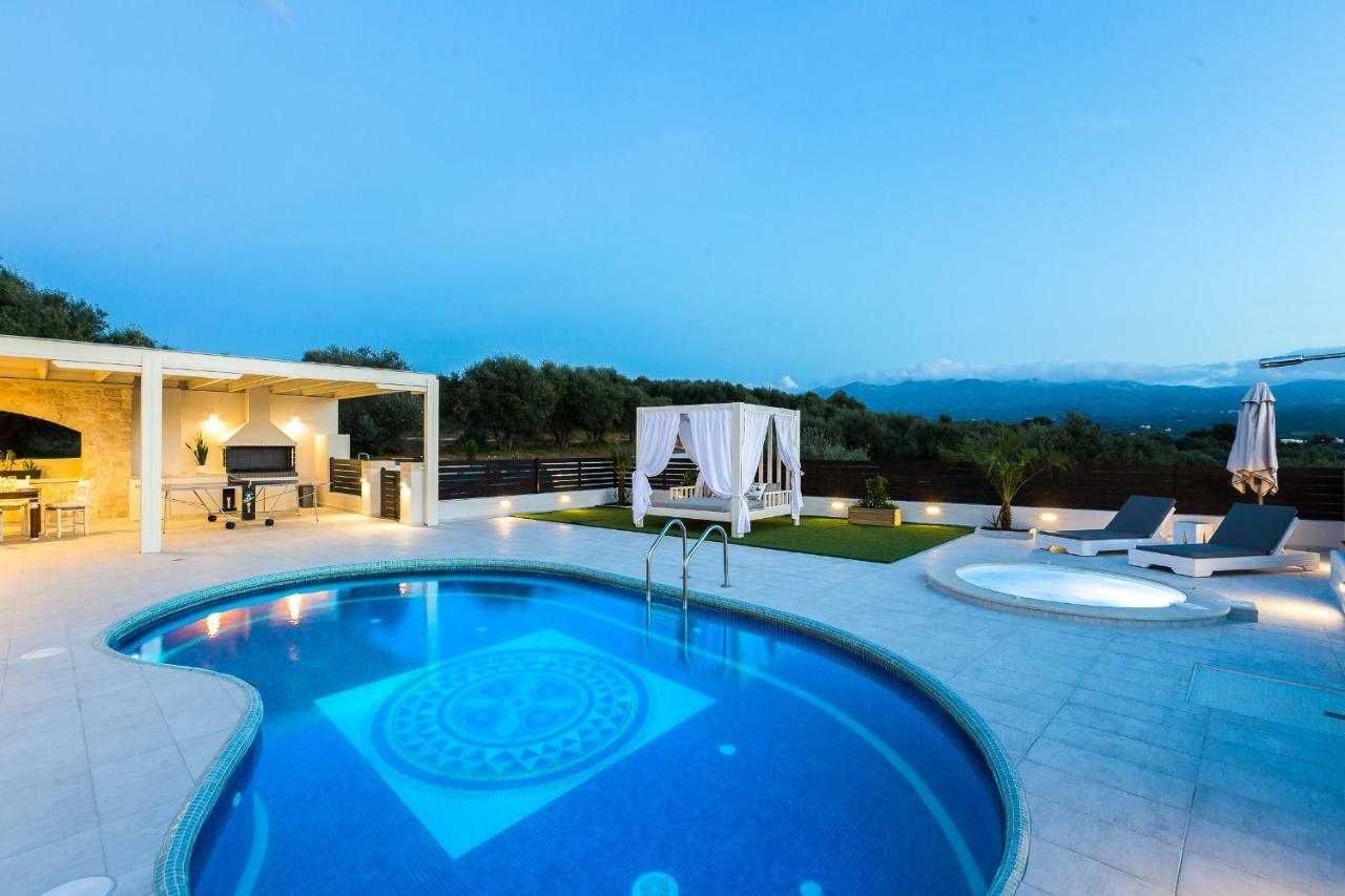 Caramel Villa, With 40M2 Pool & Spa Whirlpool, By Thinkvilla Panormos  ภายนอก รูปภาพ