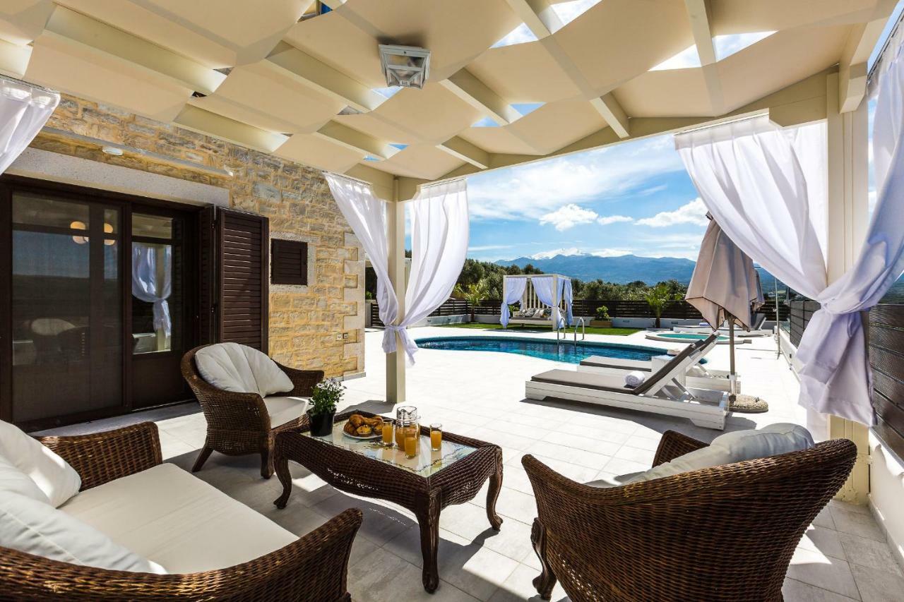 Caramel Villa, With 40M2 Pool & Spa Whirlpool, By Thinkvilla Panormos  ภายนอก รูปภาพ